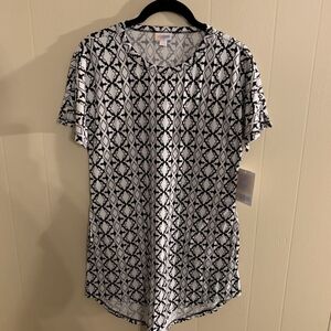 LuLaRoe Mitzi Black and White Geometric Tunic with Pockets